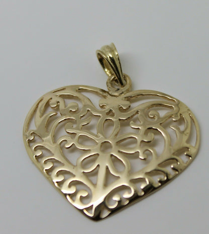 Kaedesigns New Genuine 9ct Large Yellow, Rose or White Gold Filigree Flower Heart Pendant