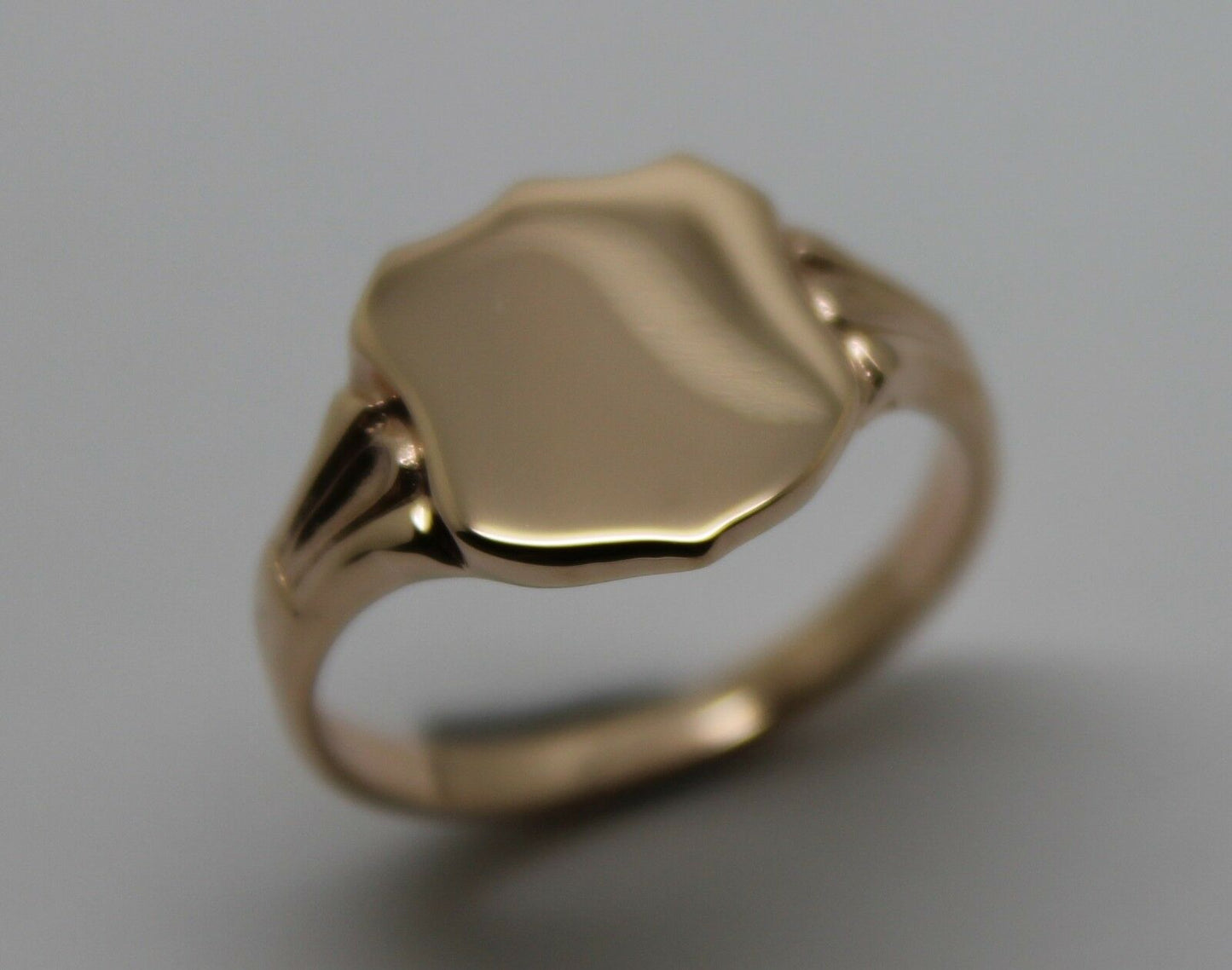 Kaedesigns, New Genuine New 9ct Solid Gold Large Signet Ring In Your Size 4553