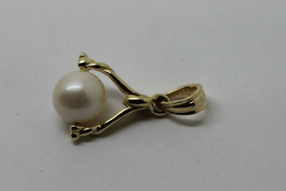 Kaedesigns New 9kt 9ct Yellow, Rose or White Gold 7mm White Pearl Ball Pendant