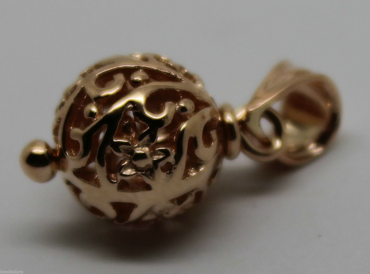 9ct Yellow Gold or White Gold or Rose Gold 10mm Filigree Ball Pendant