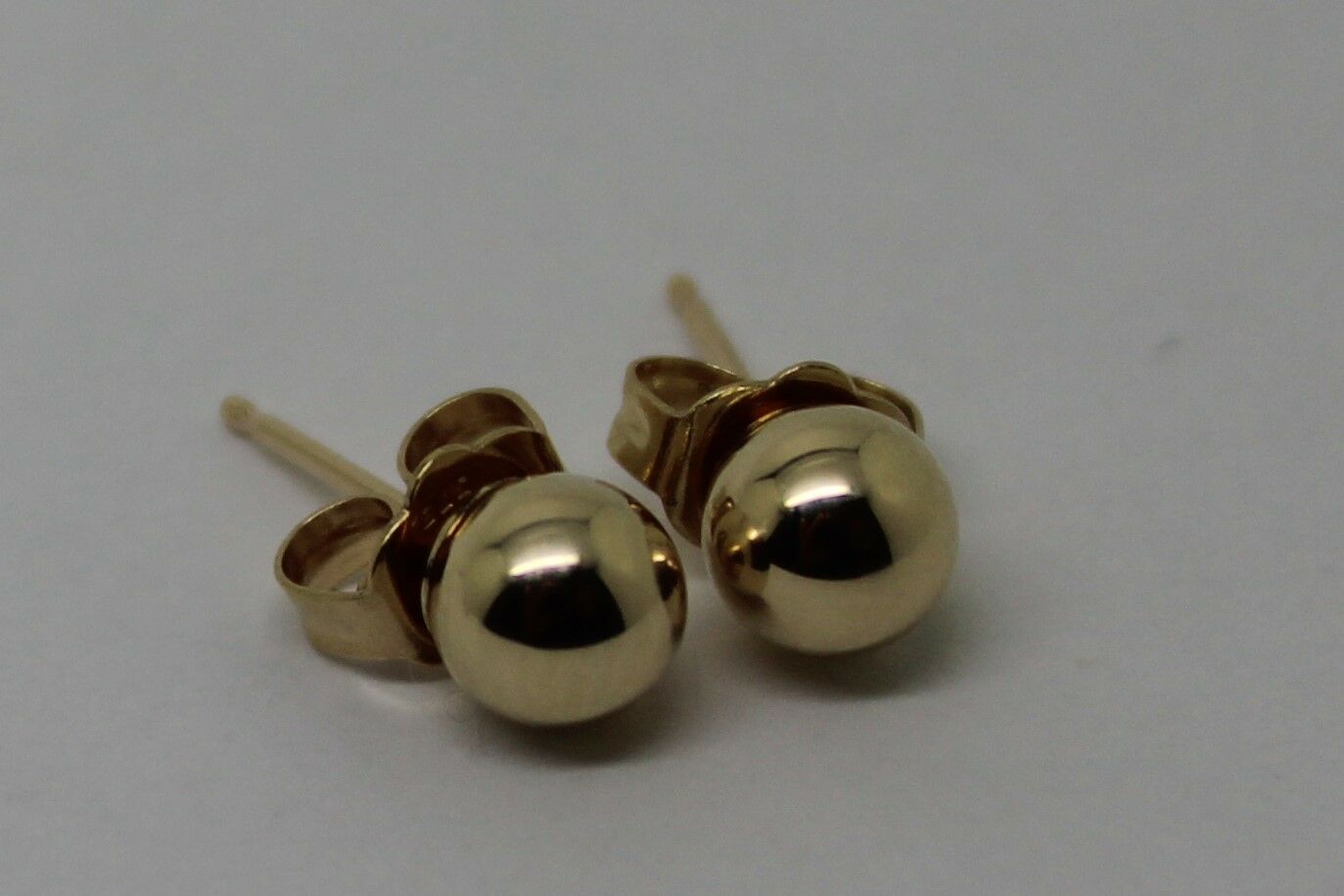 Kaedesigns New 14ct Yellow Gold 5mm Stud Ball Earrings