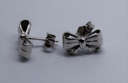 Genuine 9ct White Gold Butterfly Stud Earrings Set With Gemstone Of Your Choice