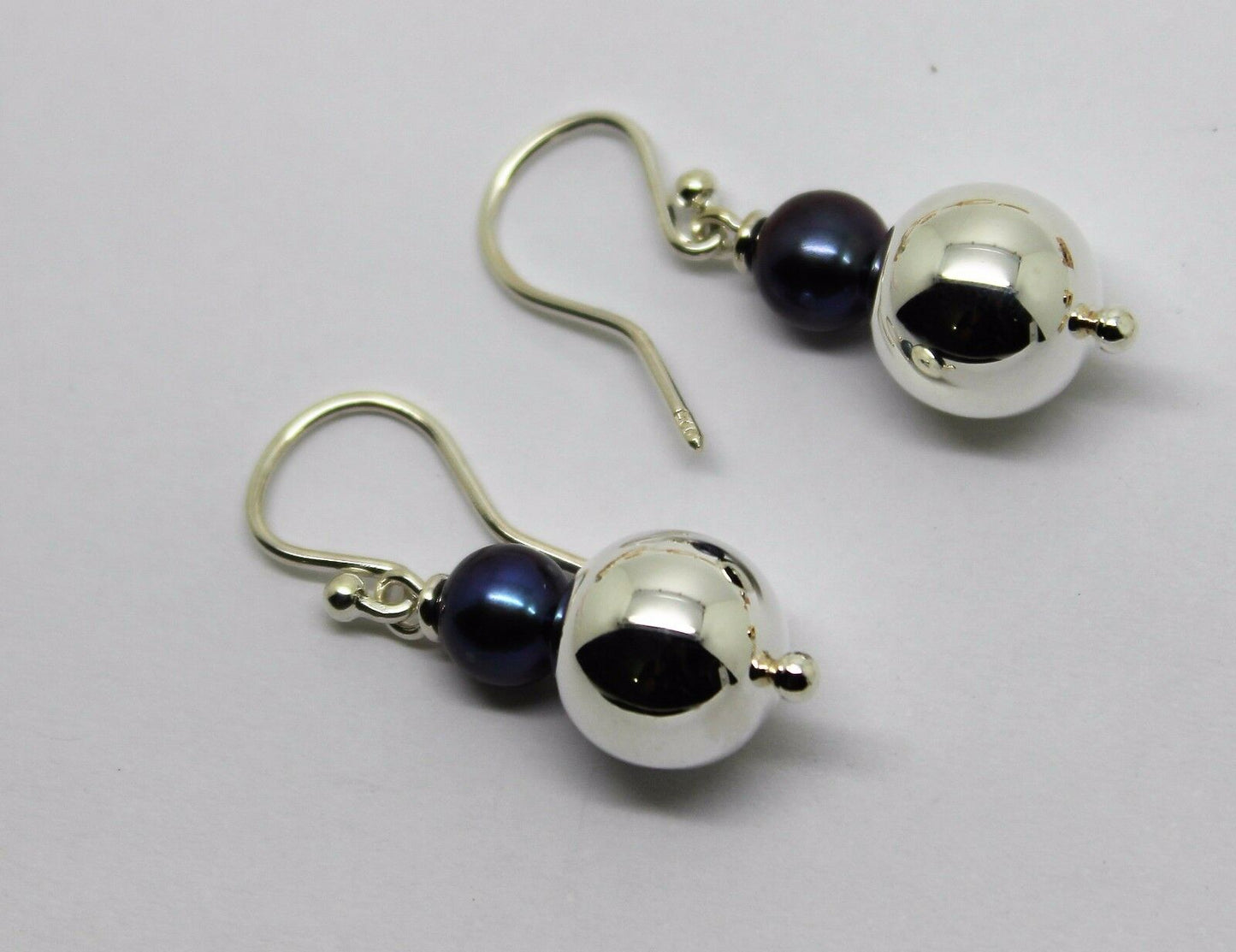 Sterling Silver Ball 7mm Freshwater Black Pearl Ball Earrings