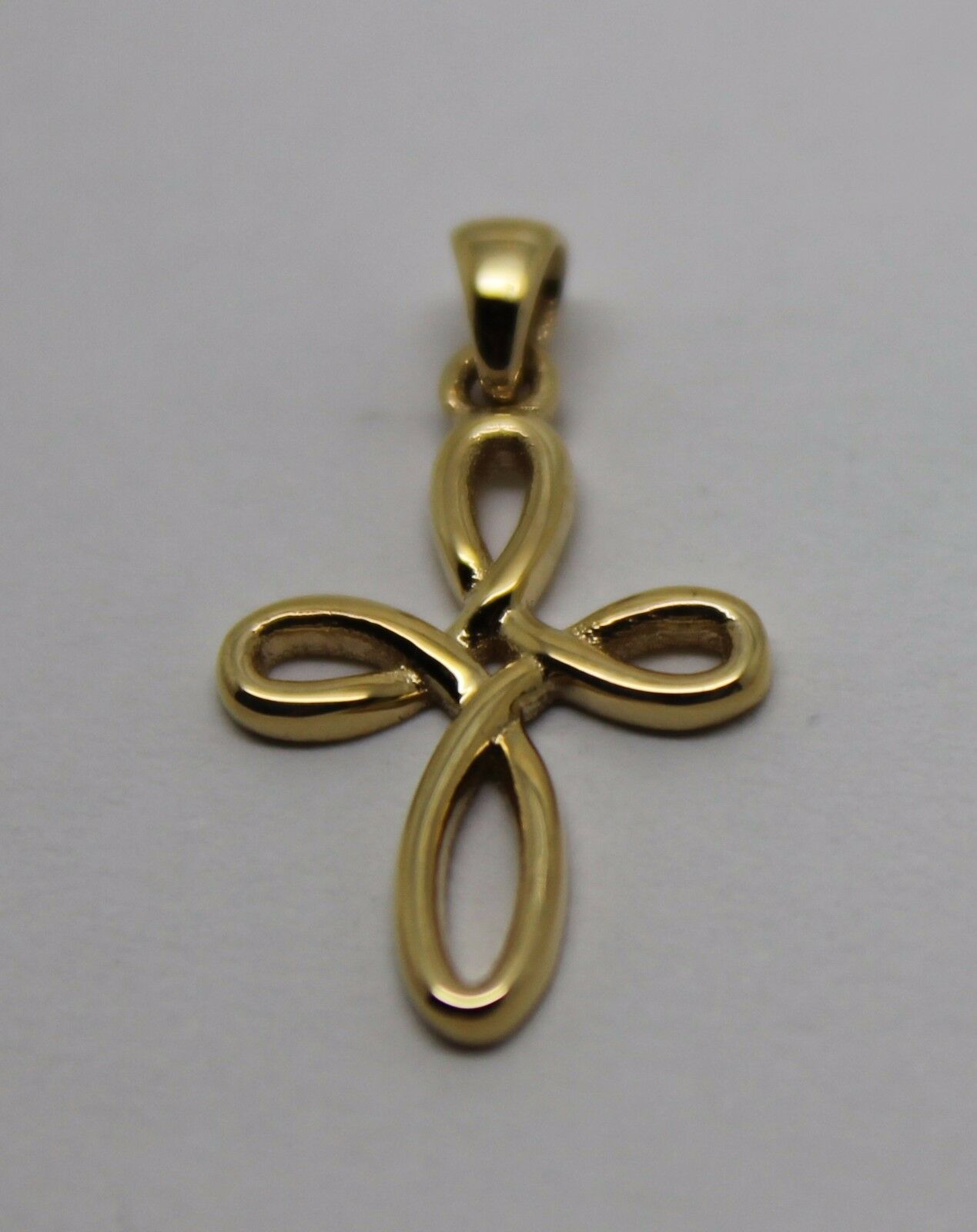 Kaedesigns New Genuine Small 9ct 9K Delicate Yellow, Rose or White Gold Celtic Cross Pendant