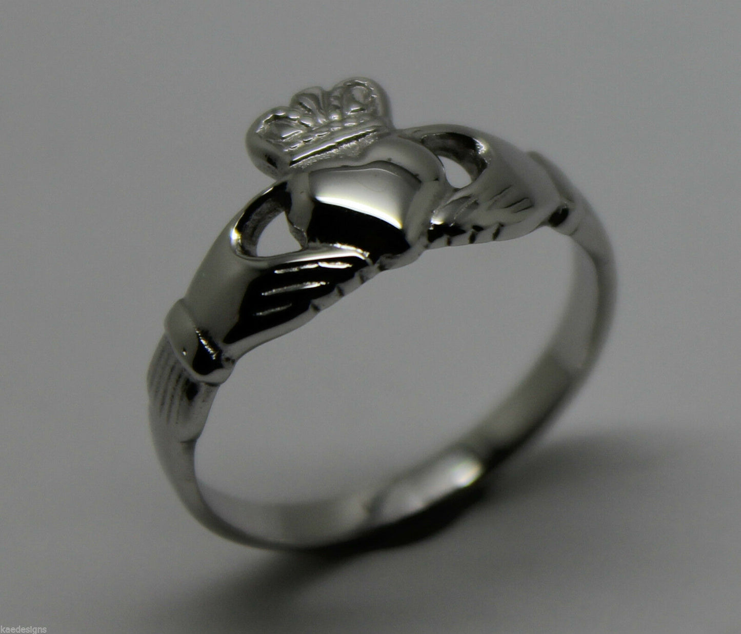 Size M Genuine Sterling Silver Irish Claddagh Ring