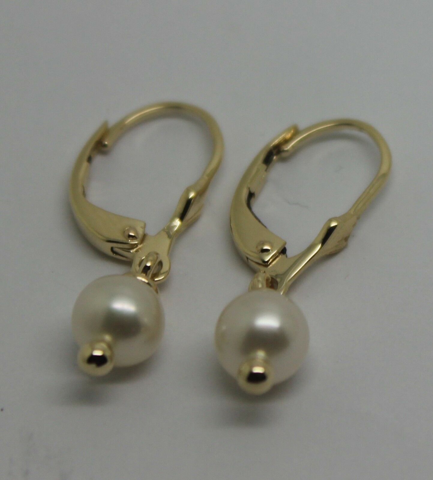 Kaedesigns New 9ct Yellow, Rose or White Gold 6mm White Pearl Continental Clip Earrings