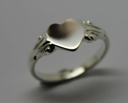 Kaedesigns, Genuine 925 New Childs Solid Sterling Silver Heart Signet Ring