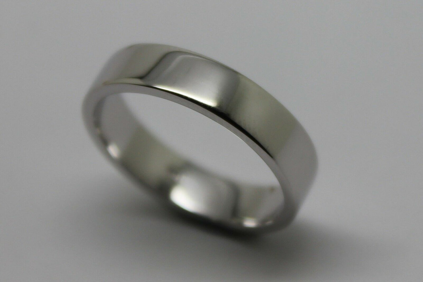 Size L 18ct Hallmarked 750 White Gold Full Solid 4mm Flat Wedding Band