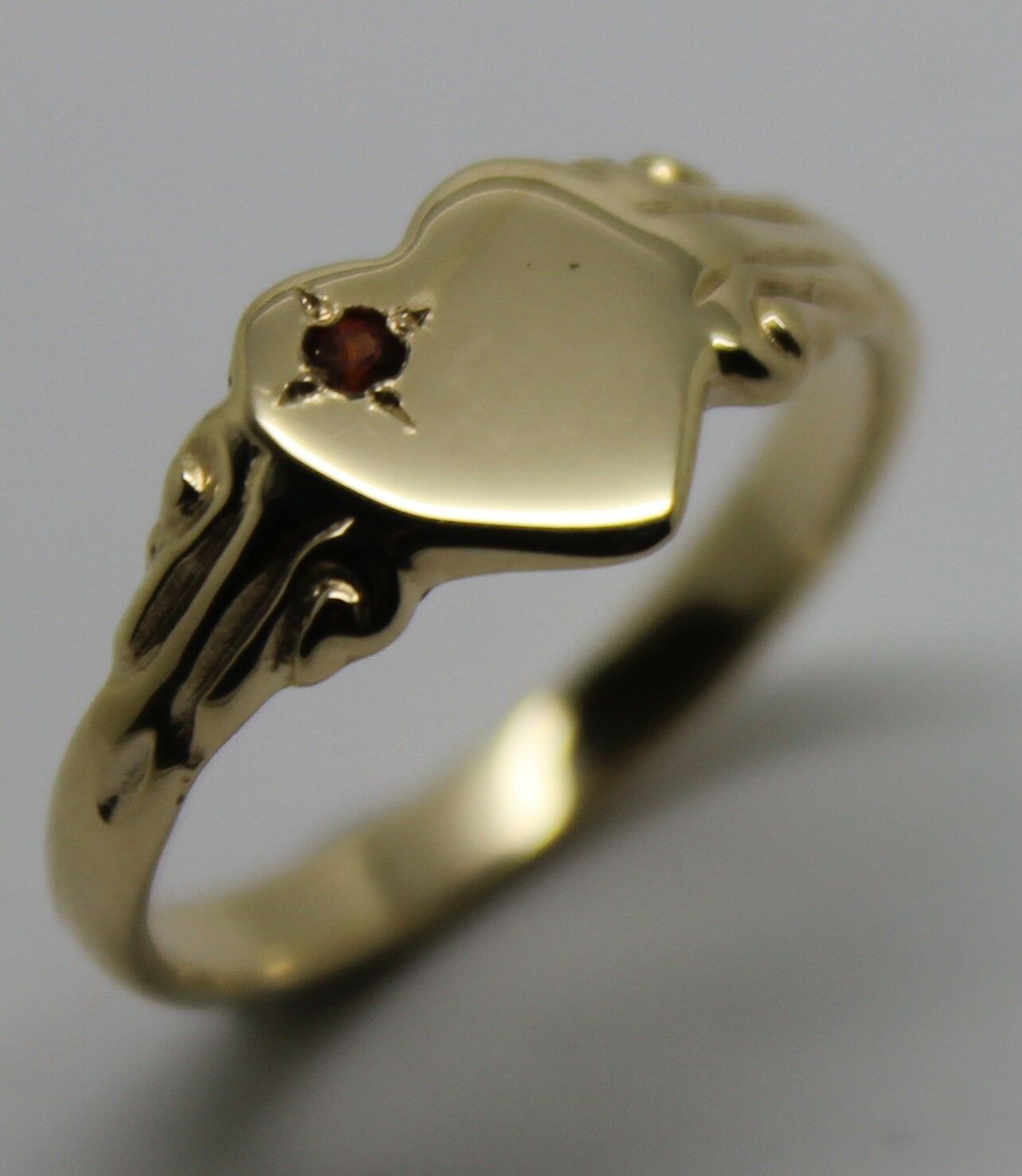 Size 6 / M 231 July Birthstone 9ct Yellow, Rose or White Gold 375 Red Ruby Stone Heart Signet Ring