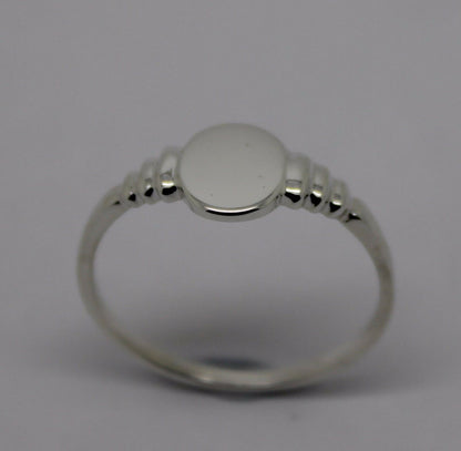 Kaedesigns Genuine Small New Sterling Silver Oval Signet Ring 342 - Choose your size