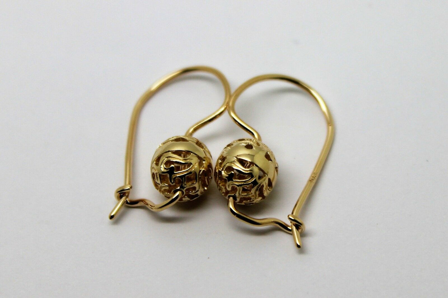 Kaedesigns 9ct Yellow, Rose or White  Gold 8mm Euro Ball Drop Filigree Earrings