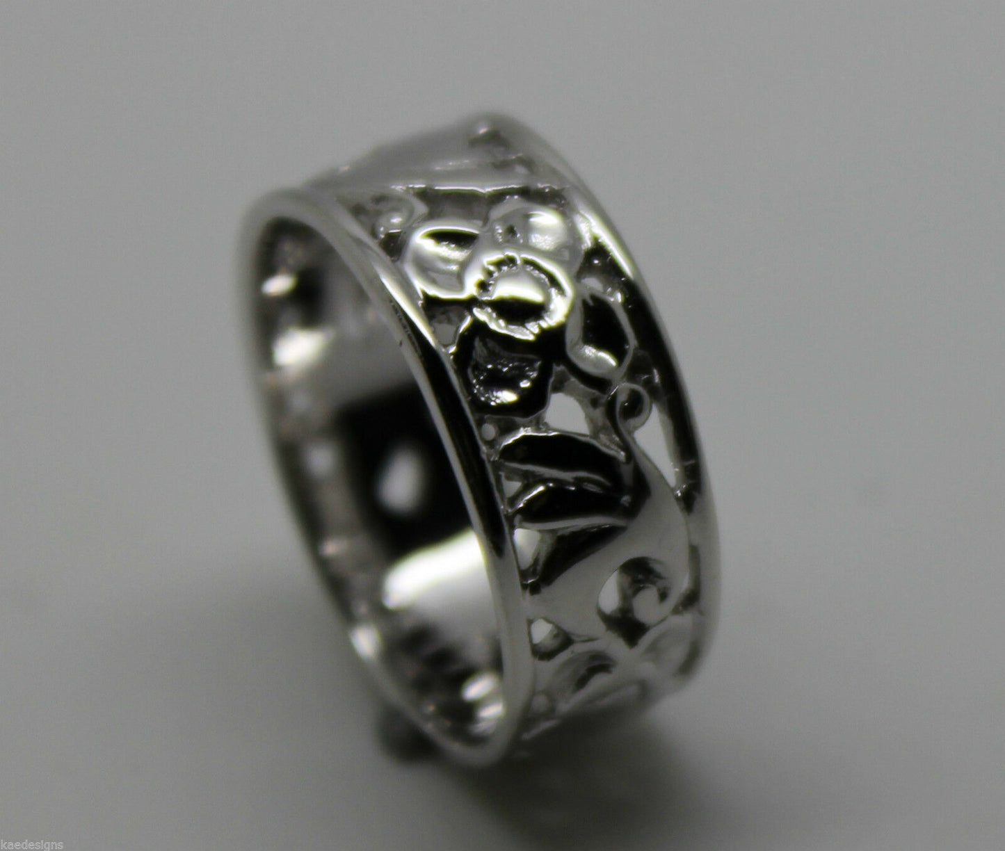 Kaedesigns Size M Solid Sterling Silver / 925 Filigree Ring