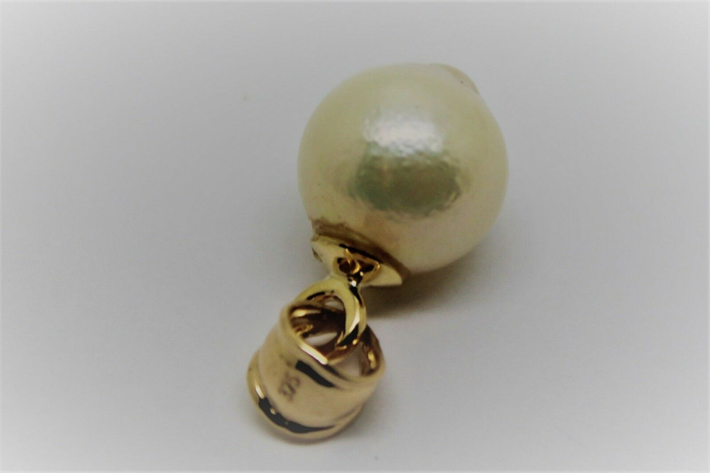 Genuine New 9ct Solid Yellow, Rose or Gold 12mm White Pearl Ball Pendant