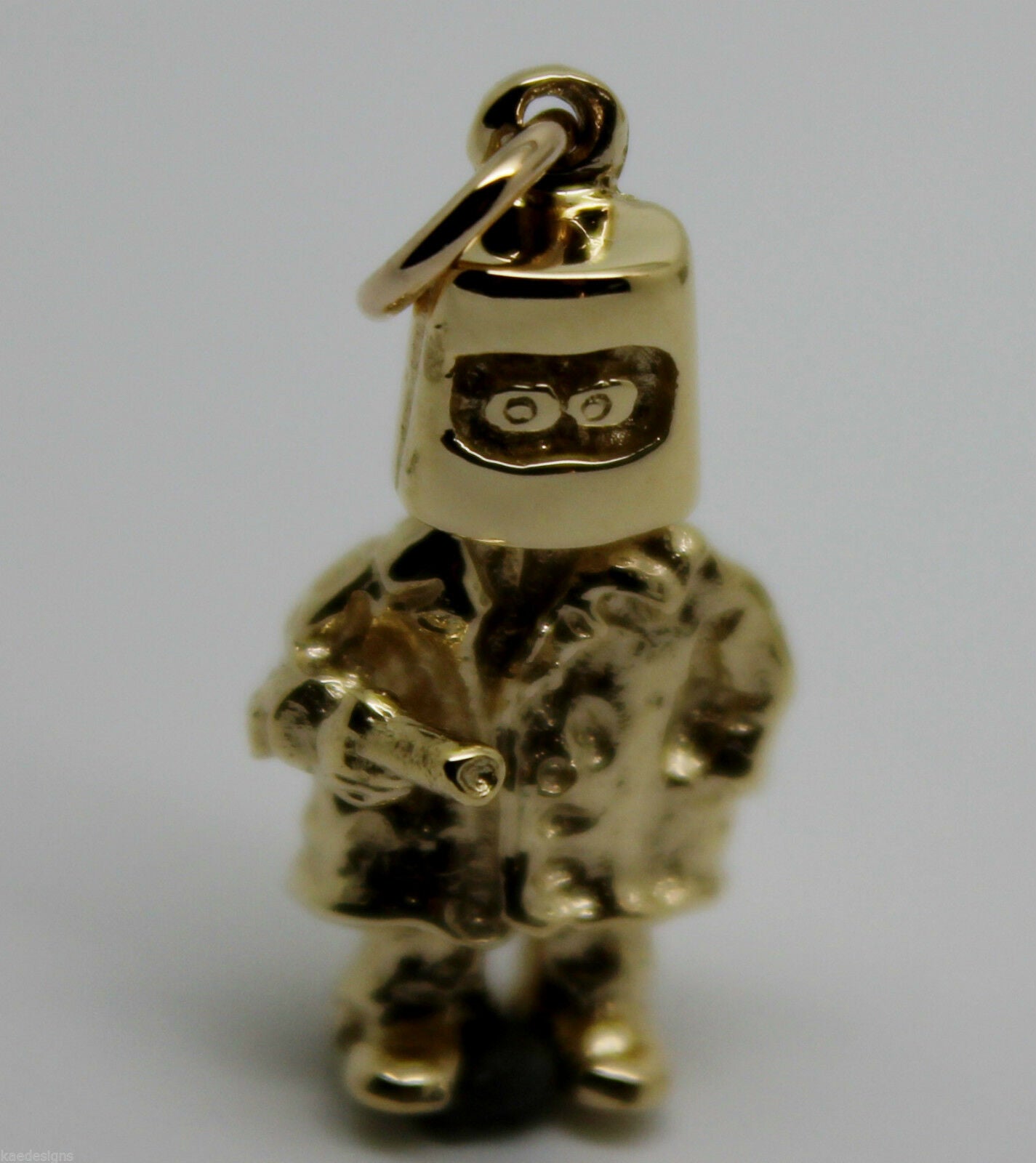 Kaedesigns New Heavy 9ct Yellow, Rose or White Gold / 375 Solid Ned Kelly Pendant