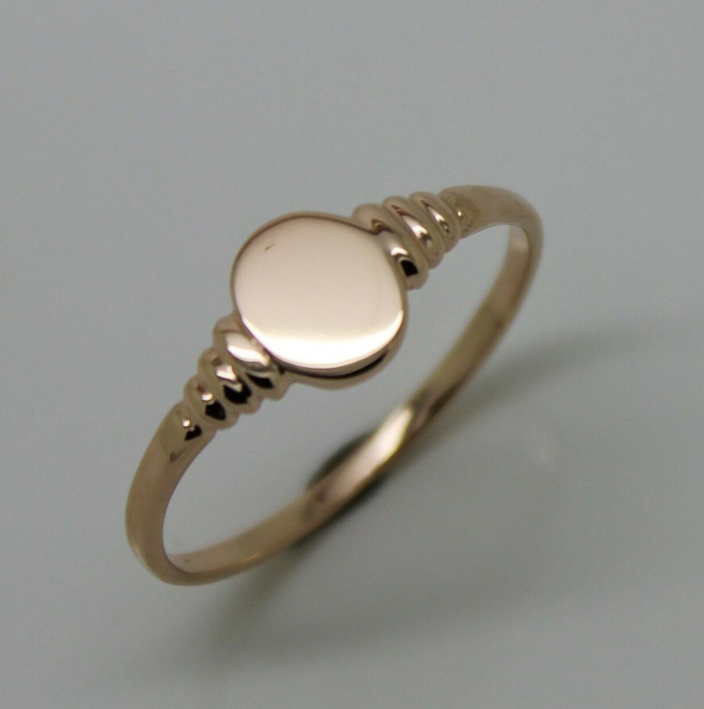 Size U Delicate New 9ct 9K Yellow, Rose or White Gold Small Oval Signet Ring