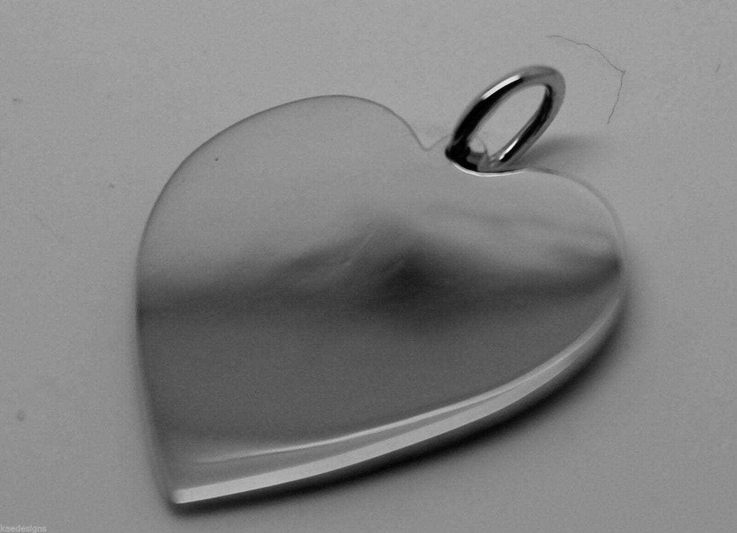 New Genuine 375 9ct Yellow Or Rose Or White Gold Large Heart Shield Pendant