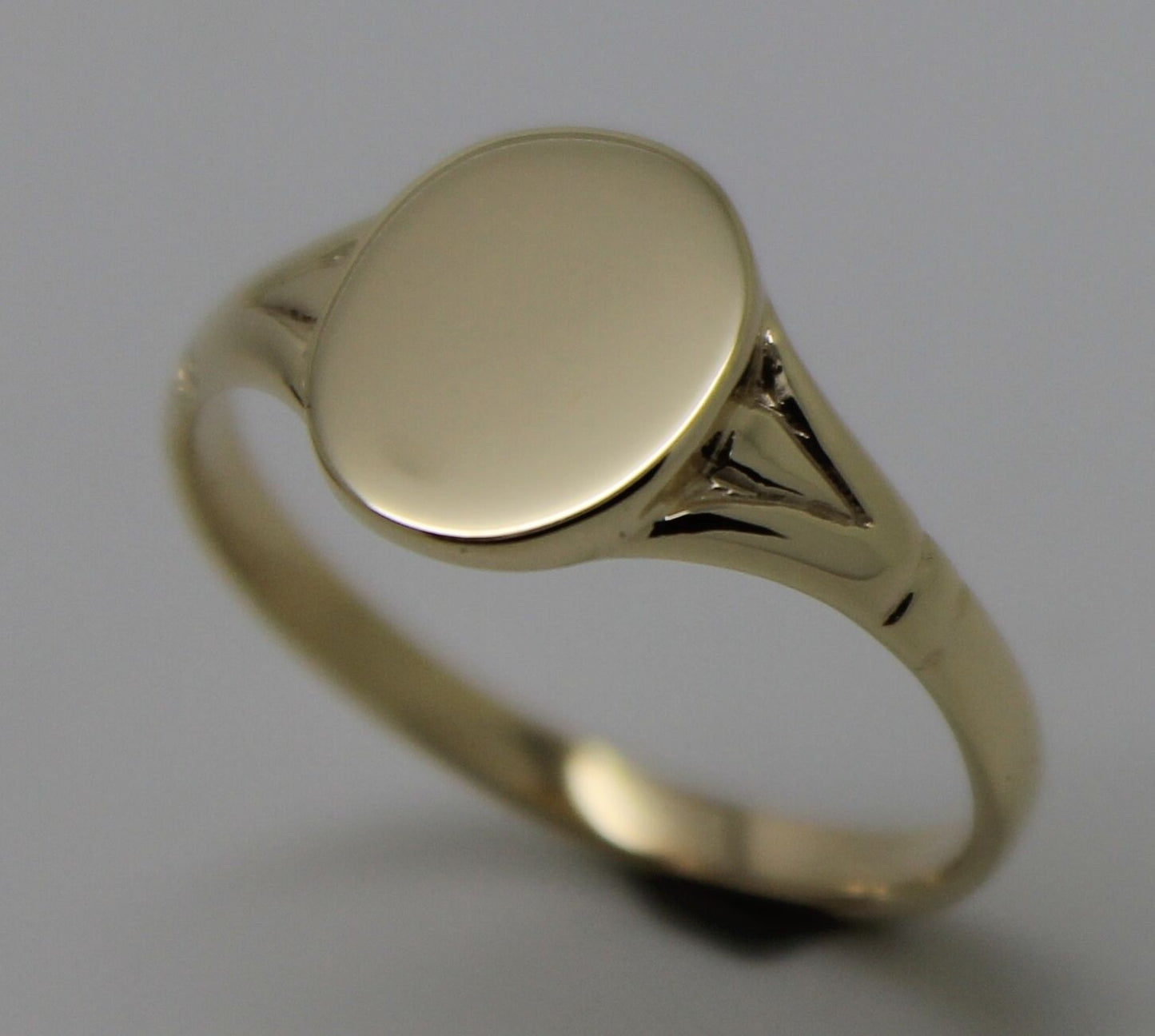 Kaedesigns New Genuine Size K1/2  Solid New 9ct Yellow, Rose or White Gold Oval Signet Ring