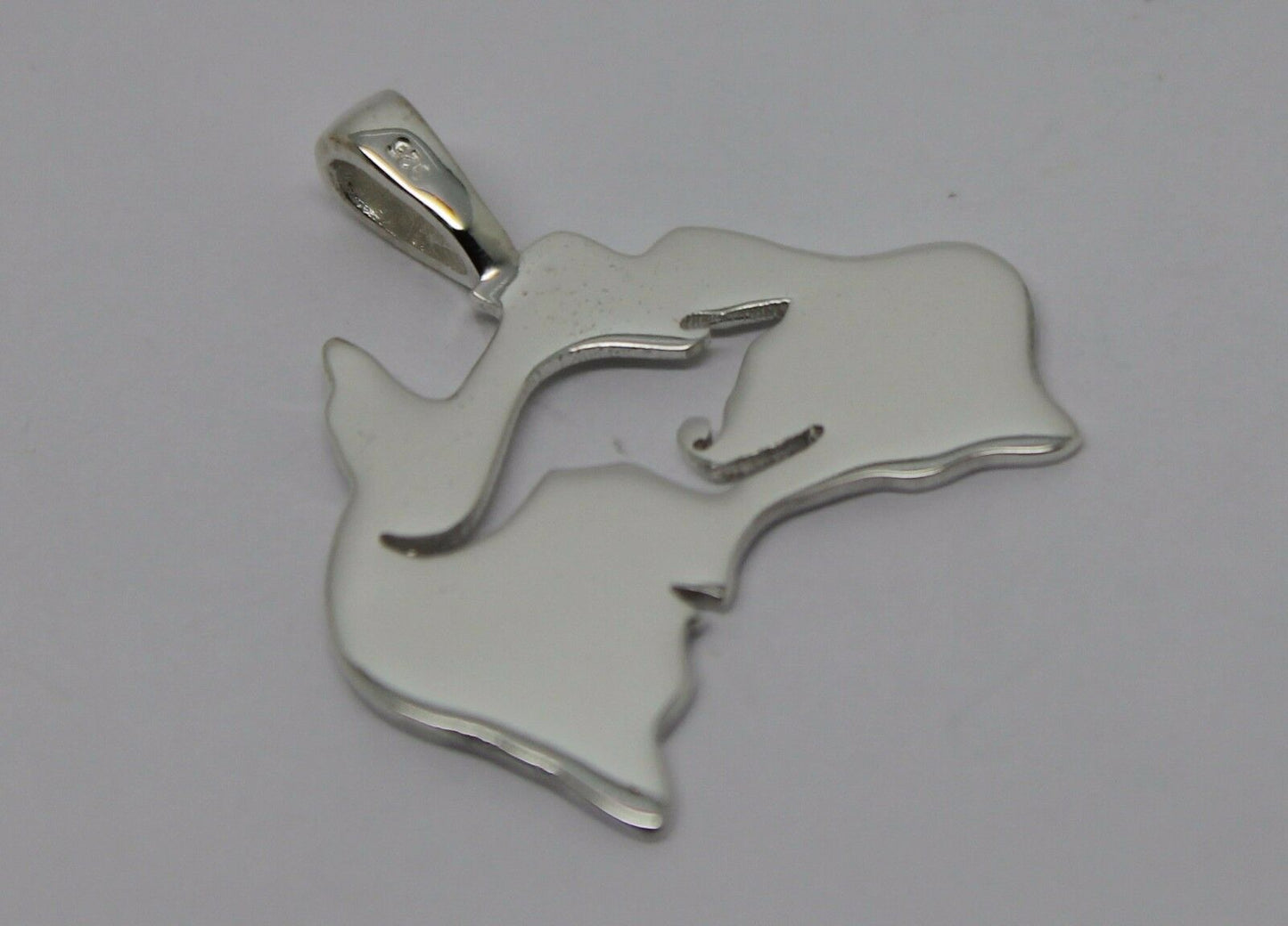 Kaedesigns Genuine Heavy Sterling Silver Australia & Kangaroo Pendant 422