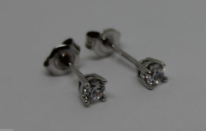 Genuine New 18ct White Gold Claw-set Round 3mm TDW 0.22ct Genuine Diamond Si Stud Earrings