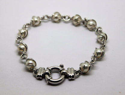 Kaedesigns New 9ct White Gold Bolt Ring Freshwater White Pearl Bracelet