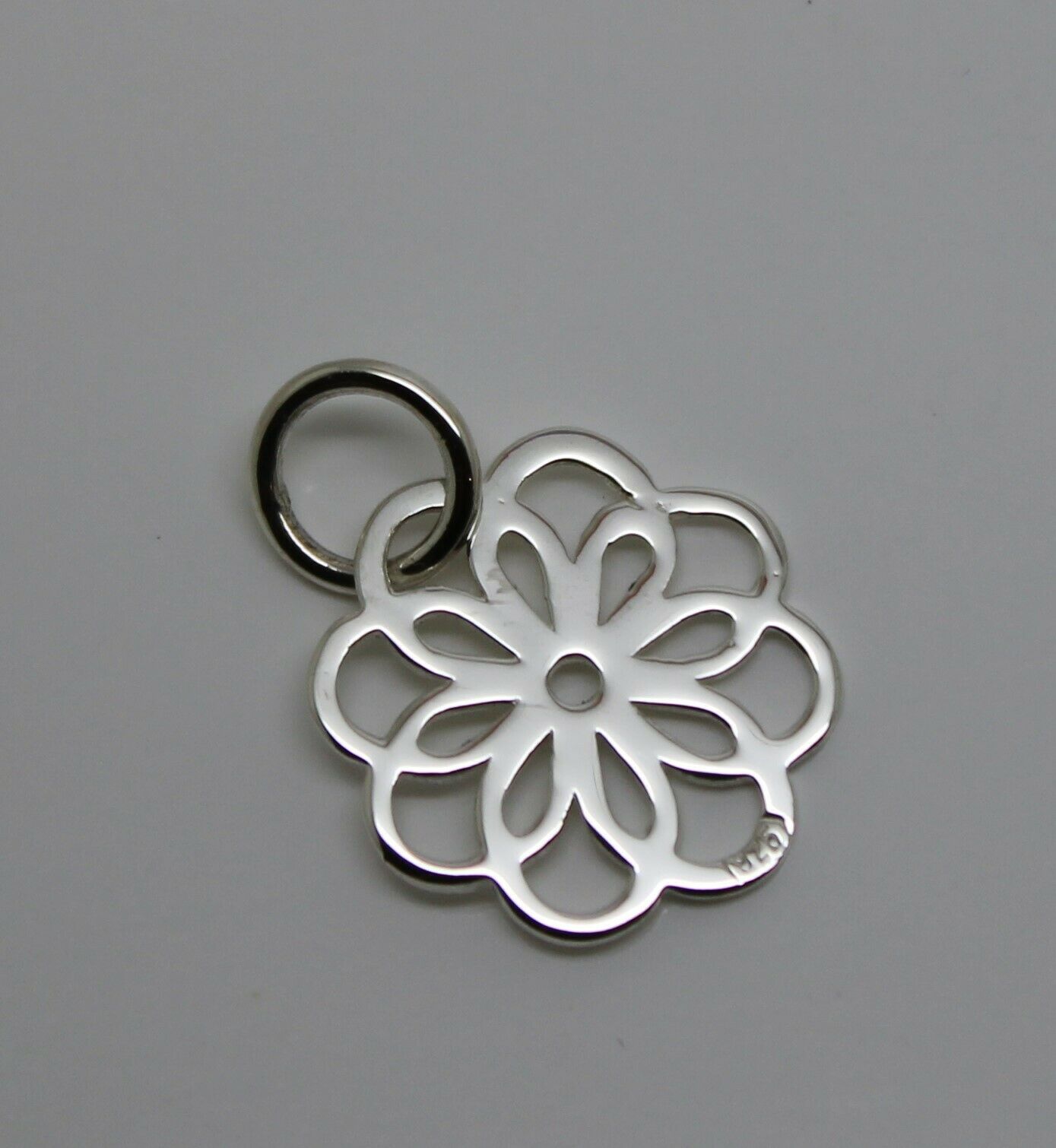 Kaedesigns New New Sterling Silver 925 Flower Small Pendant