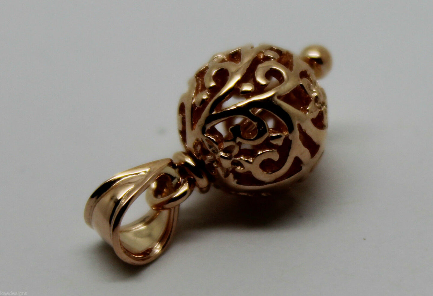 9ct Yellow Gold or White Gold or Rose Gold 10mm Filigree Ball Pendant