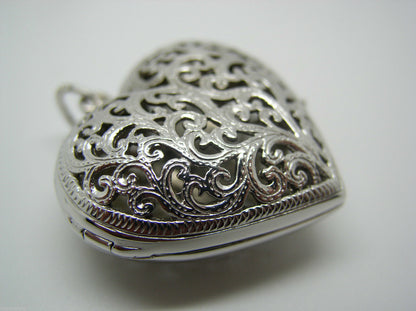 Kaedesigns Genuine 9ct 9K White Gold Huge Heavy Filigree Heart Pendant Locket