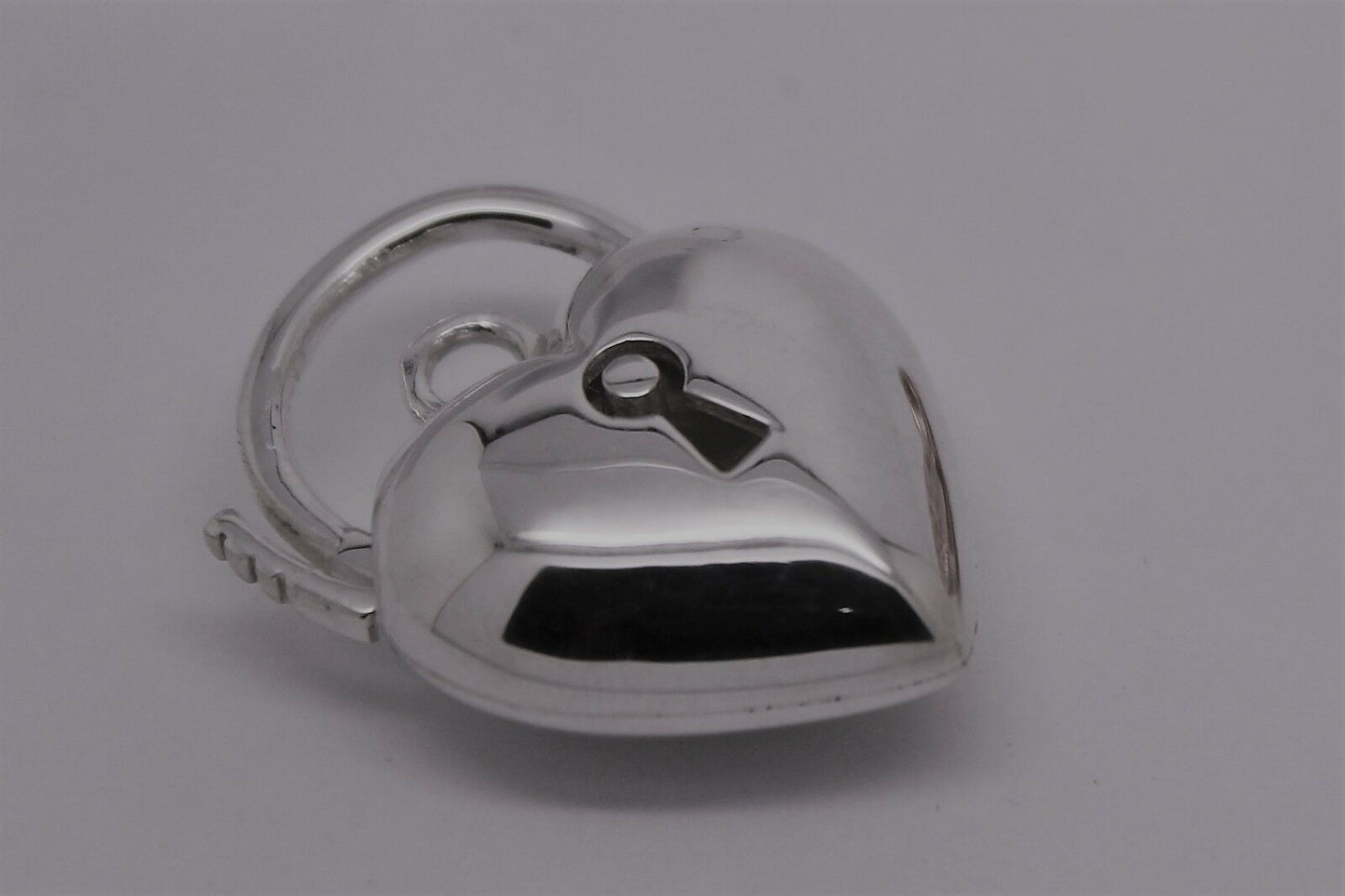 Sterling Silver 925 Bubble Heart Large Padlock Pendant 19.8mm 7.8g