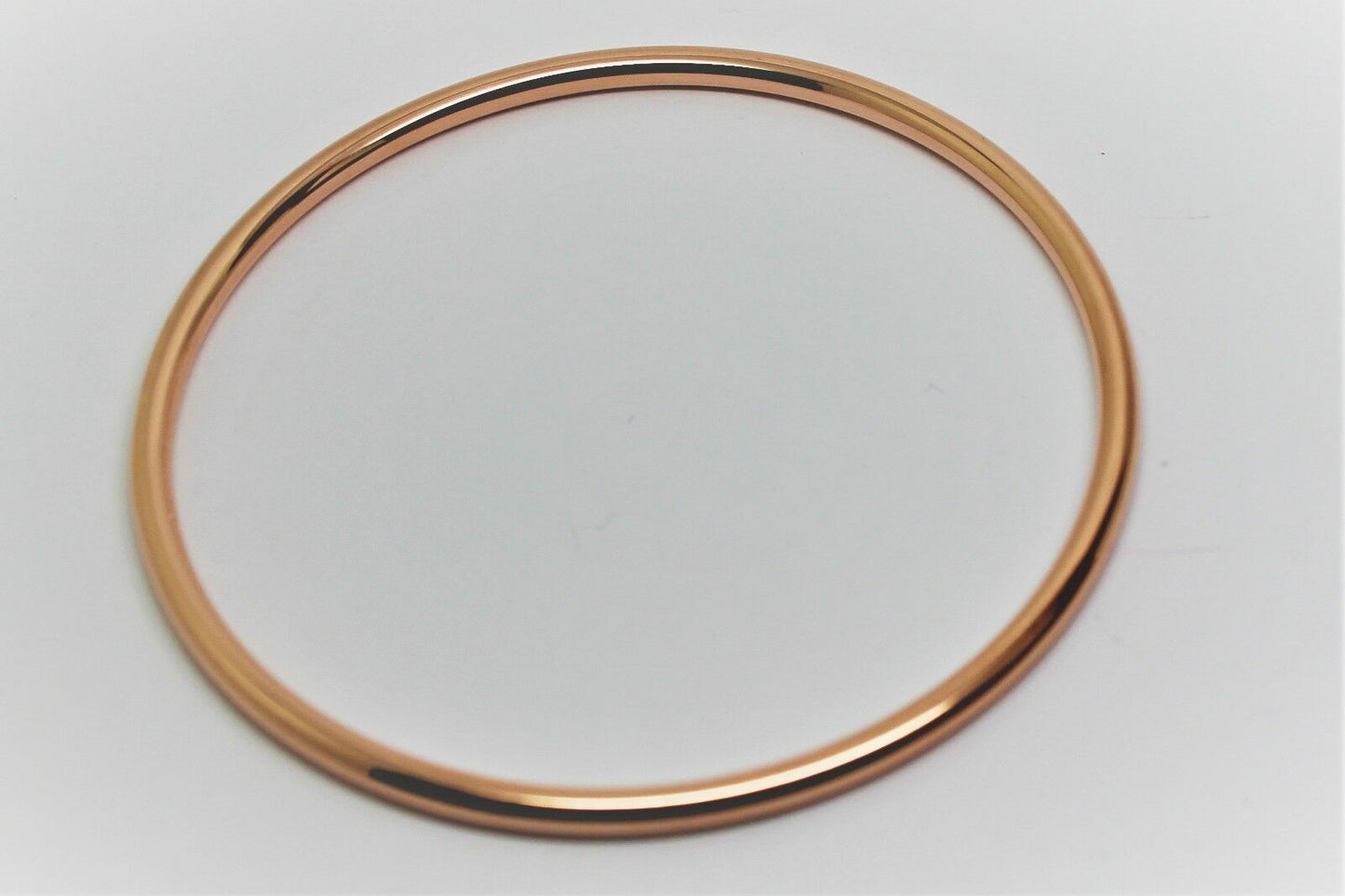 Genuine New 9ct Rose gold 3mm wide Hollow GOLF bangle 63mm diameter