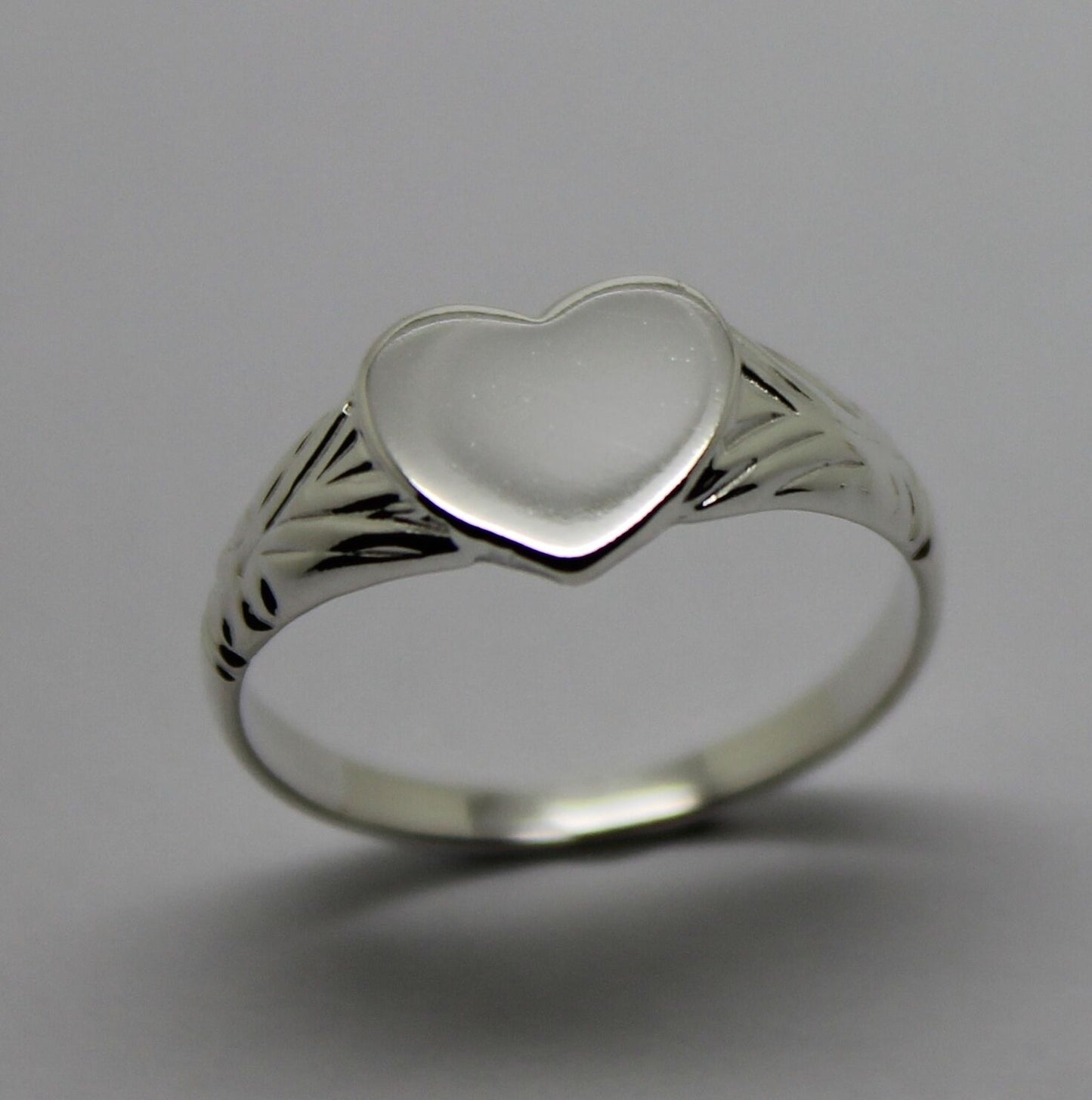 Kaedesigns Solid New Sterling Silver Heart Signet Ring Size H