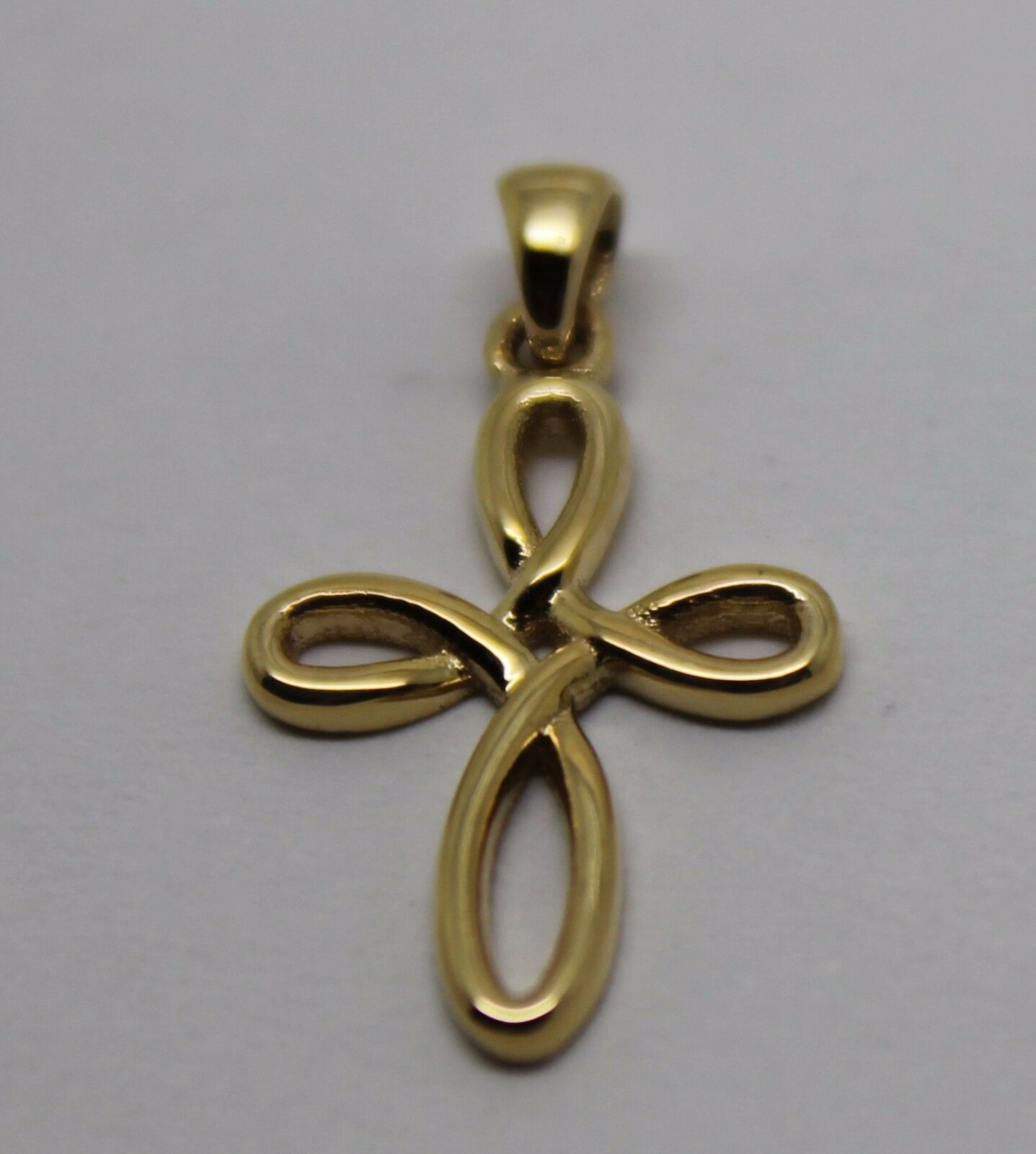 Kaedesigns New Genuine Small 9ct 9K Delicate Yellow, Rose or White Gold Celtic Cross Pendant