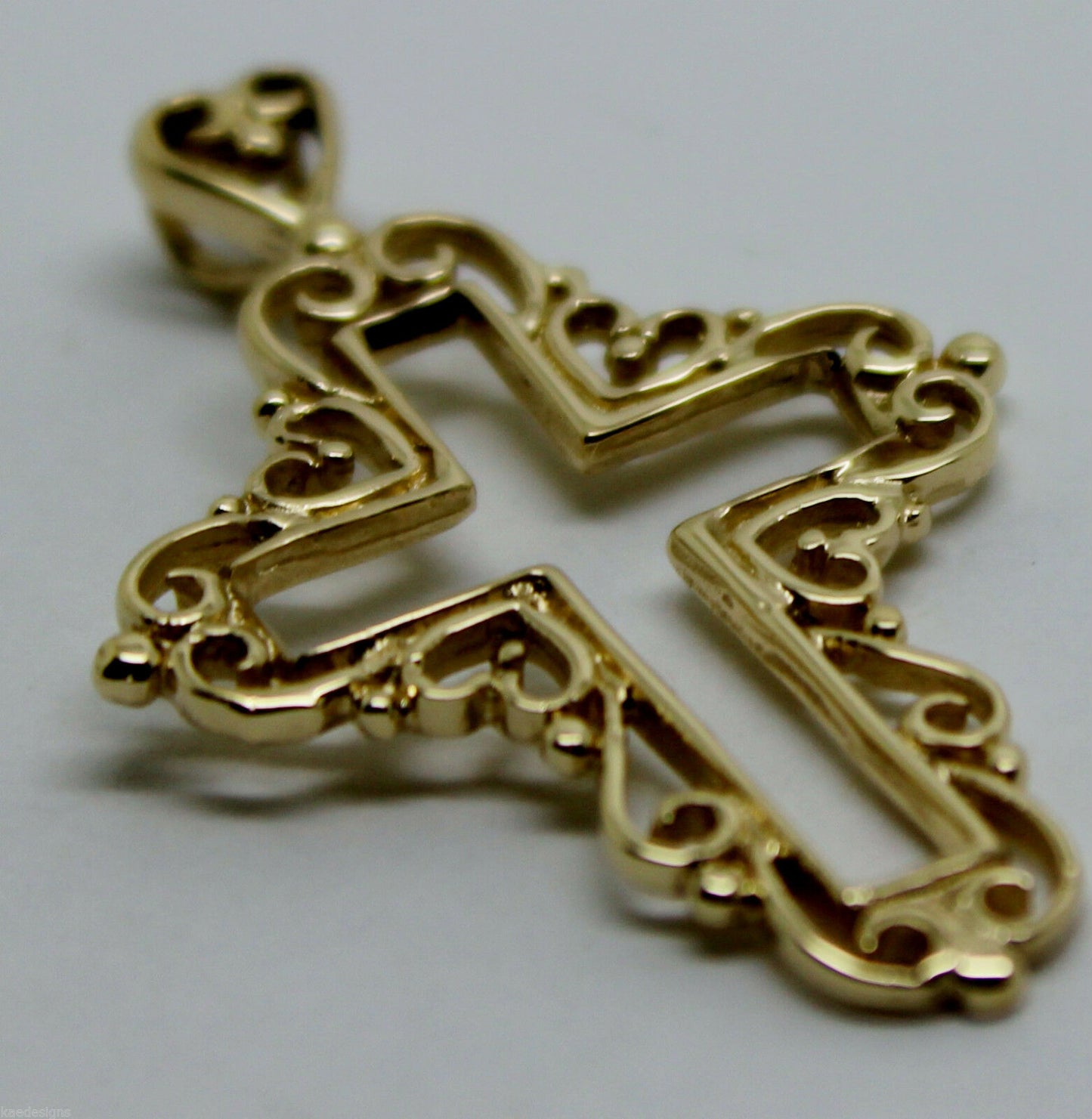 Kaedesigns, New 9ct Yellow Or Rose Or White Gold 375 Filigree Heart Cross Pendant