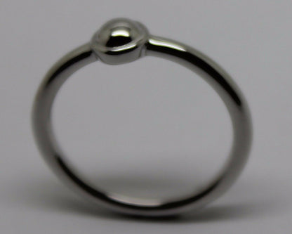 Kaedesigns, Full Solid Genuine 9ct 9kt White Gold 4mm Half Ball Ring