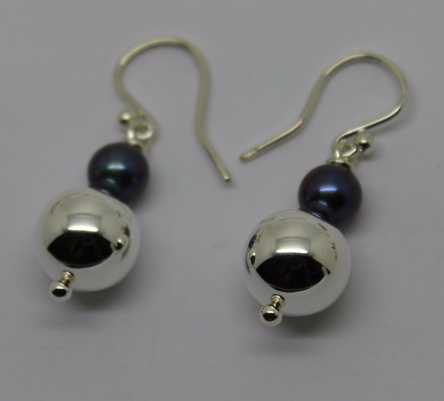 Sterling Silver Ball 7mm Freshwater Black Pearl Ball Earrings