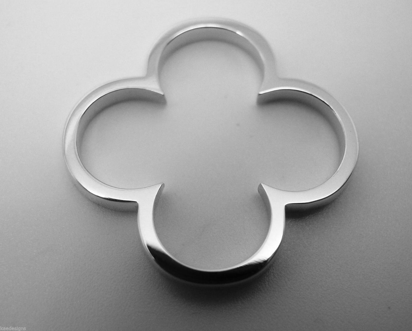 Kaedesigns, Genuine Solid Sterling Silver Small Four Leaf Clover Pendant 430