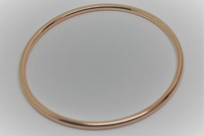 Genuine New 9ct Rose gold 3mm wide Hollow GOLF bangle 63mm diameter