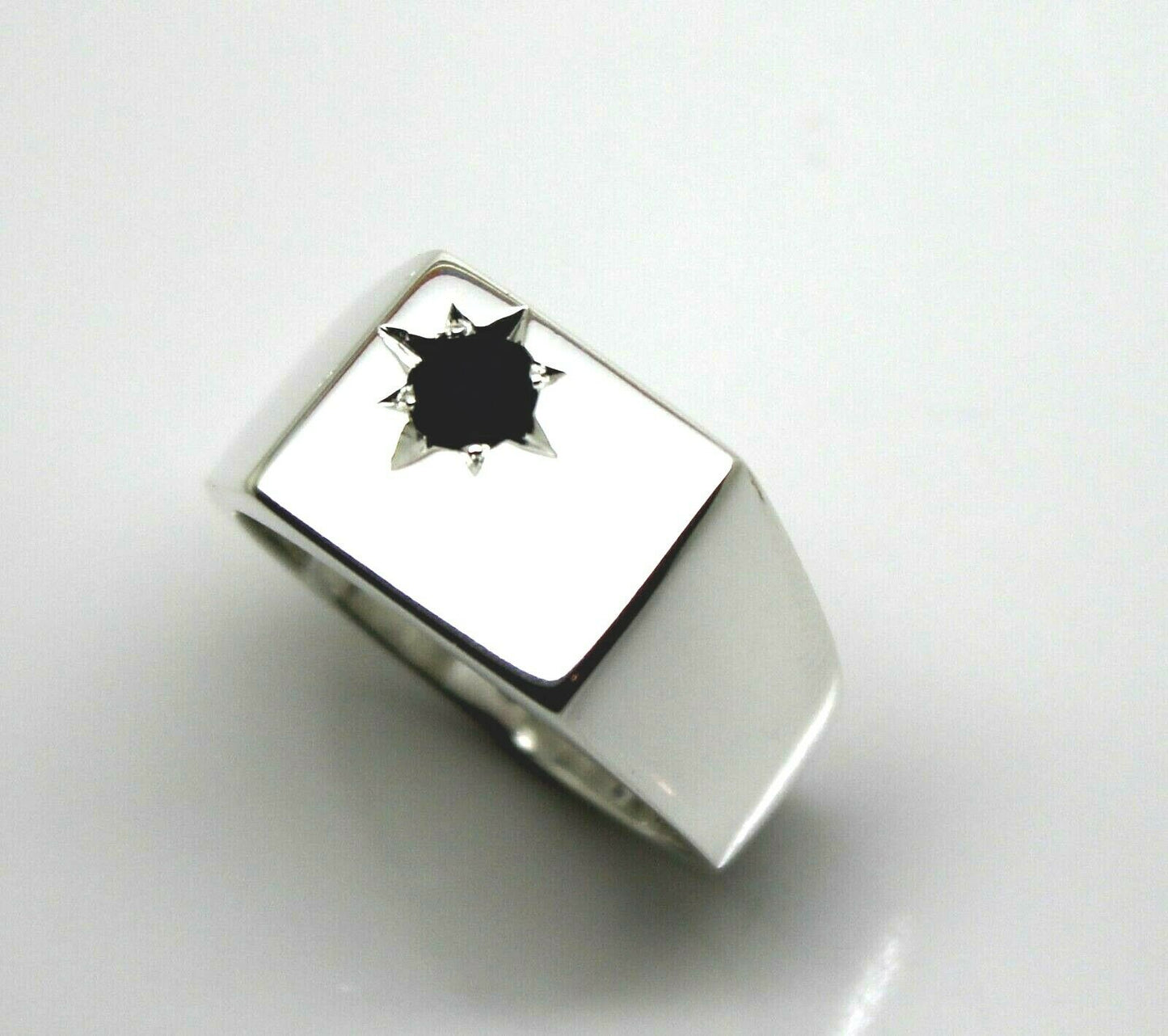 Kaedesigns Mens Sterling Silver Black 4mm Sapphire Square Signet Ring