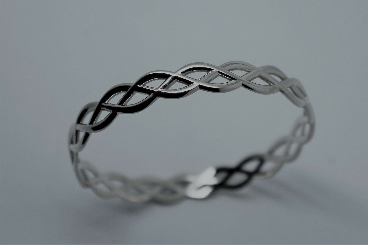 Solid Genuine 375 9ct 9kt Yellow, Rose or White Gold Celtic Knot Oval Bangle  7.1cm X 5.9cm