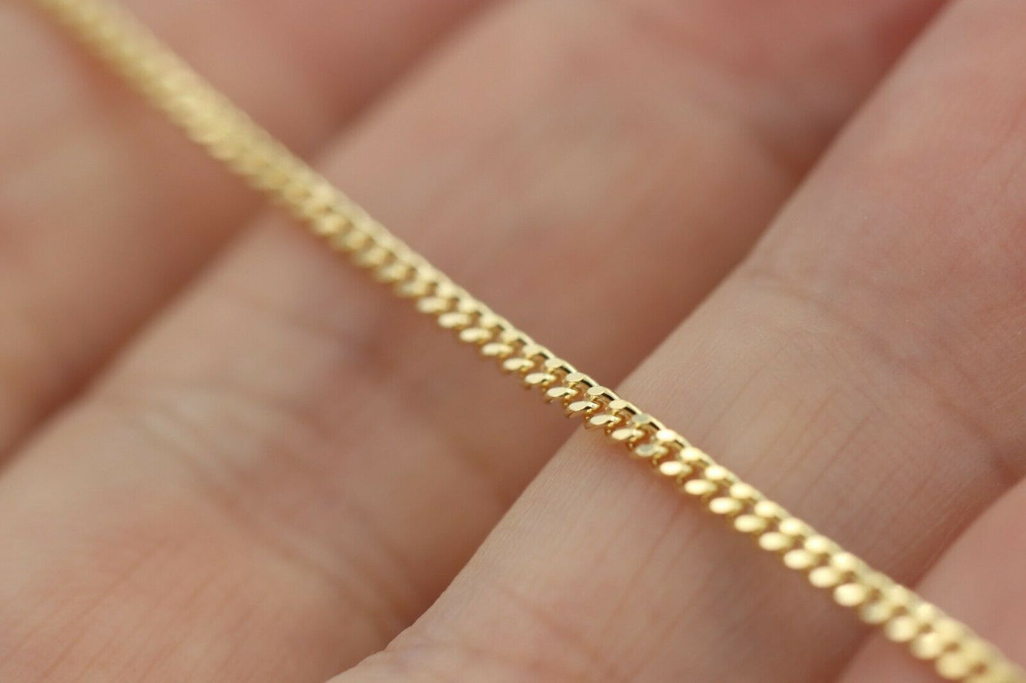 Genuine 9ct Yellow Gold Curb Kerb Necklace / Chain 4.4grams 50cm