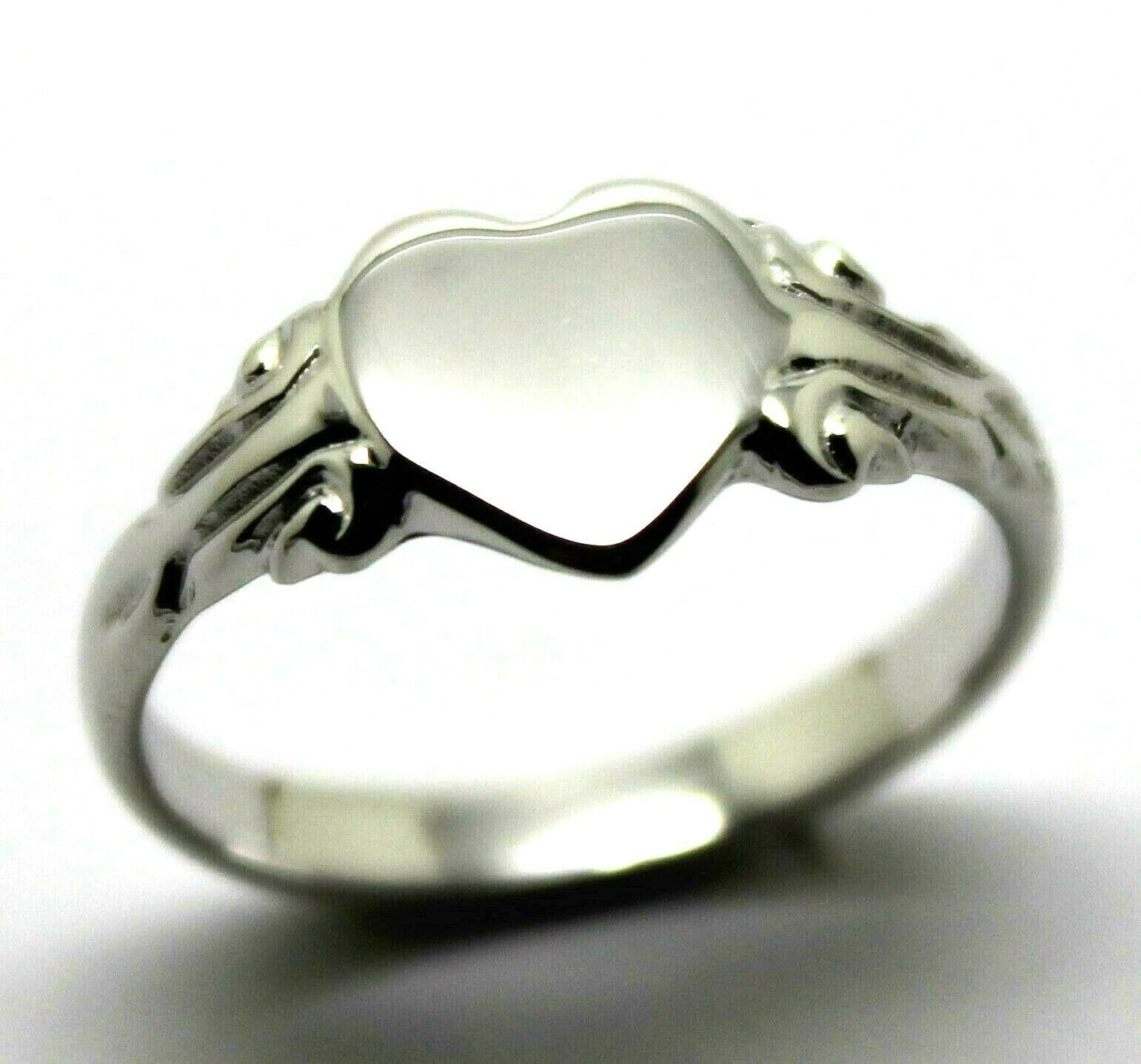 Kaedesigns New Size M Genuine New 9ct Yellow, Rose or White Gold 375 Heart Signet Ring