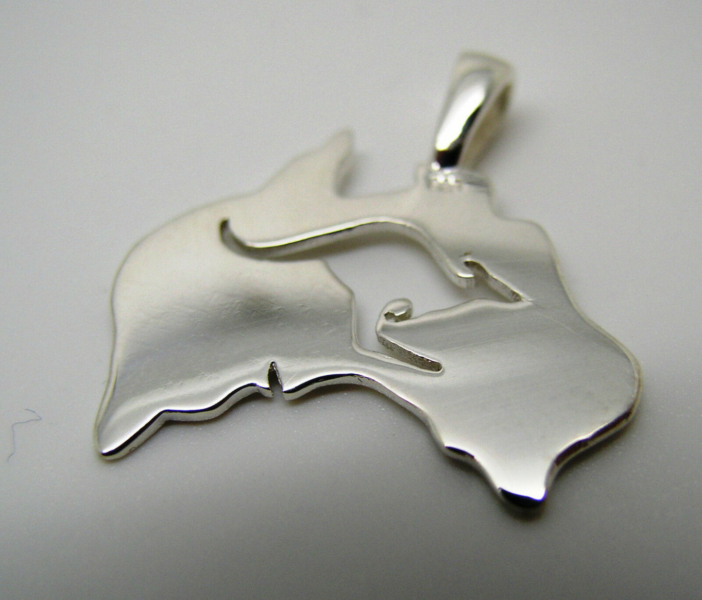 Kaedesigns Genuine Heavy Sterling Silver Australia & Kangaroo Pendant 422