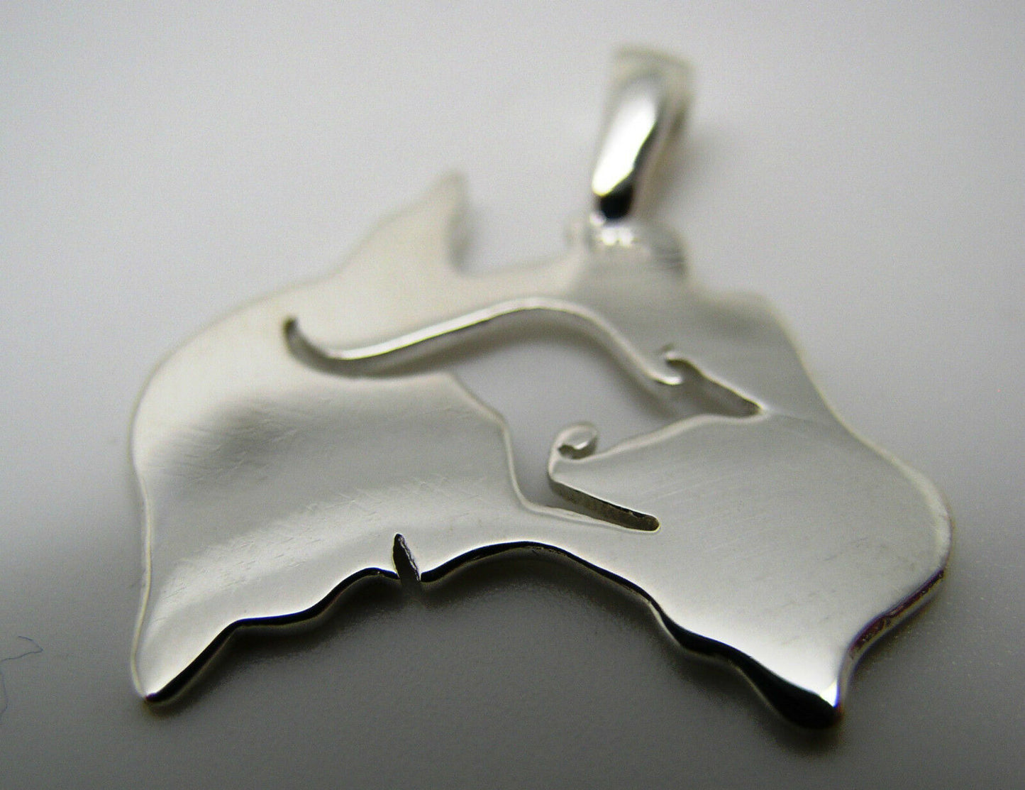Kaedesigns Genuine Heavy Sterling Silver Australia & Kangaroo Pendant 422