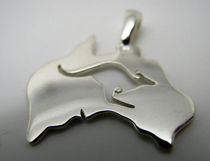 Kaedesigns Genuine Heavy Sterling Silver Australia & Kangaroo Pendant 422