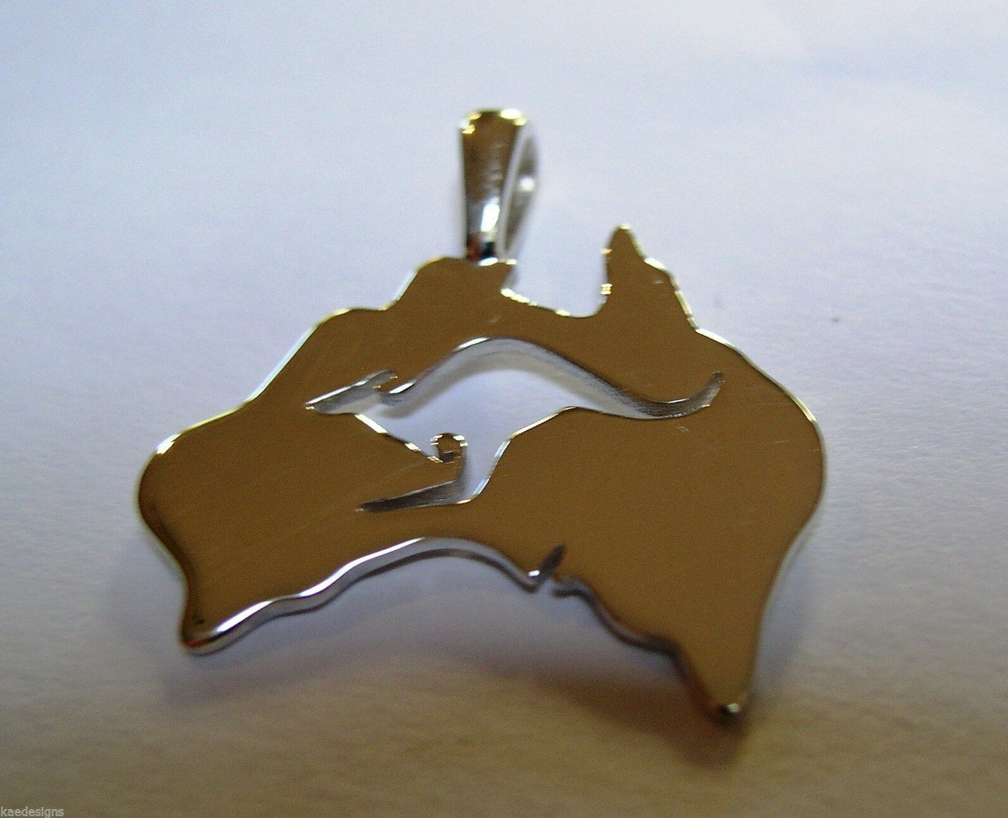 Kaedesigns Genuine Heavy Sterling Silver Australia & Kangaroo Pendant 422