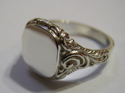 Genuine Large Mens 9ct White Gold Square Engraved Signet Ring
