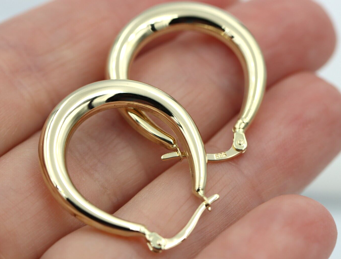 Genuine New 14ct Yellow Gold Oval Hoop Hollow Earrings