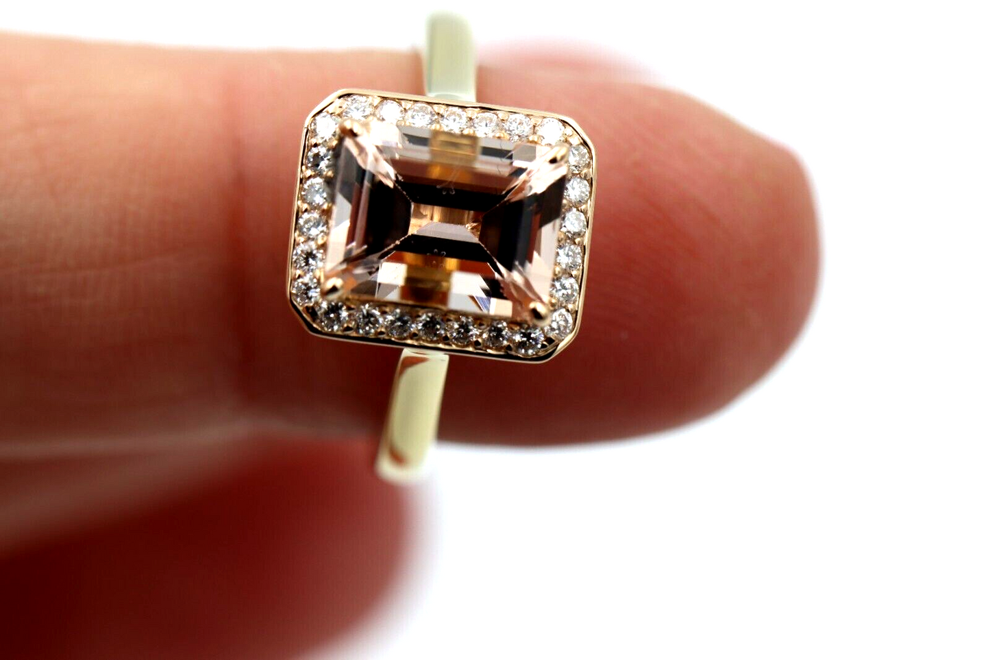 New Genuine 18ct Yellow Gold 2.3ct Emerald Cut Morganite & Diamond Dress Ring - Last one!