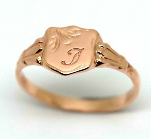 Size T1/2, 9ct 9kt Yellow, Rose or White Gold Shield Signet Ring + Engraving of one initial