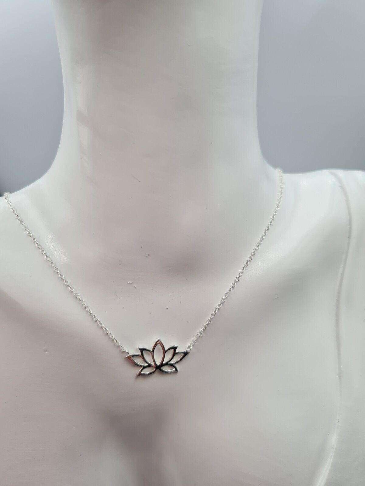 Sterling Silver 925 Open Lotus Flower Necklace Pendant Chain